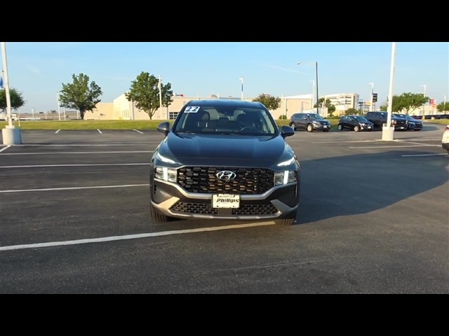 Vehicle image 4 of 23