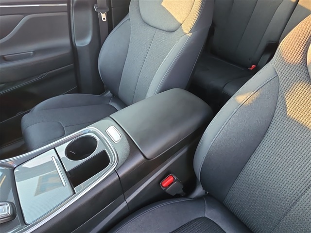 Vehicle image 23 of 23