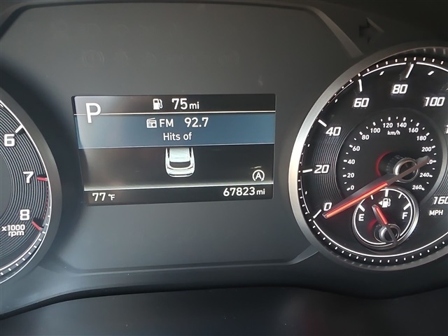 Vehicle image 15 of 23