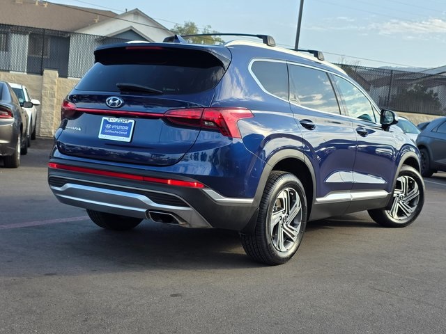 2022 Hyundai Santa Fe SEL Image 7 of 40