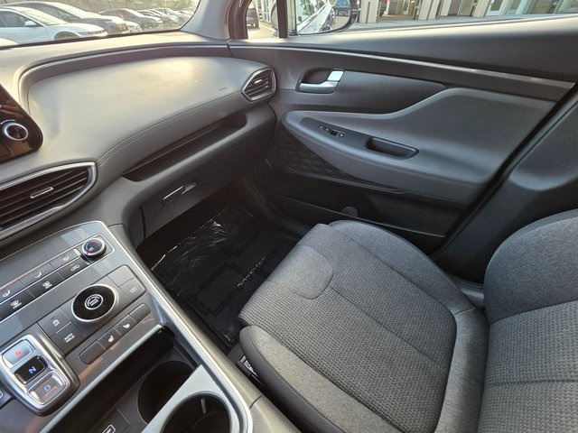 2022 Hyundai Santa Fe SEL Image 19 of 40
