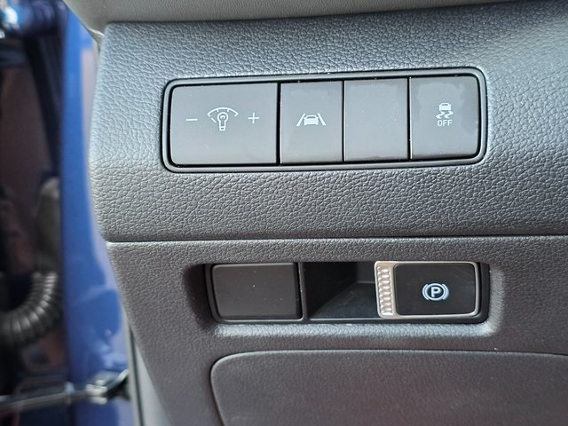 2022 Hyundai Santa Fe SEL Image 27 of 40