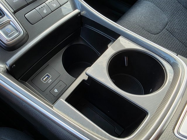 2022 Hyundai Santa Fe SEL Image 24 of 40