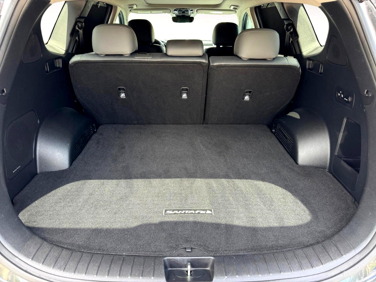 Vehicle image 28 of 29