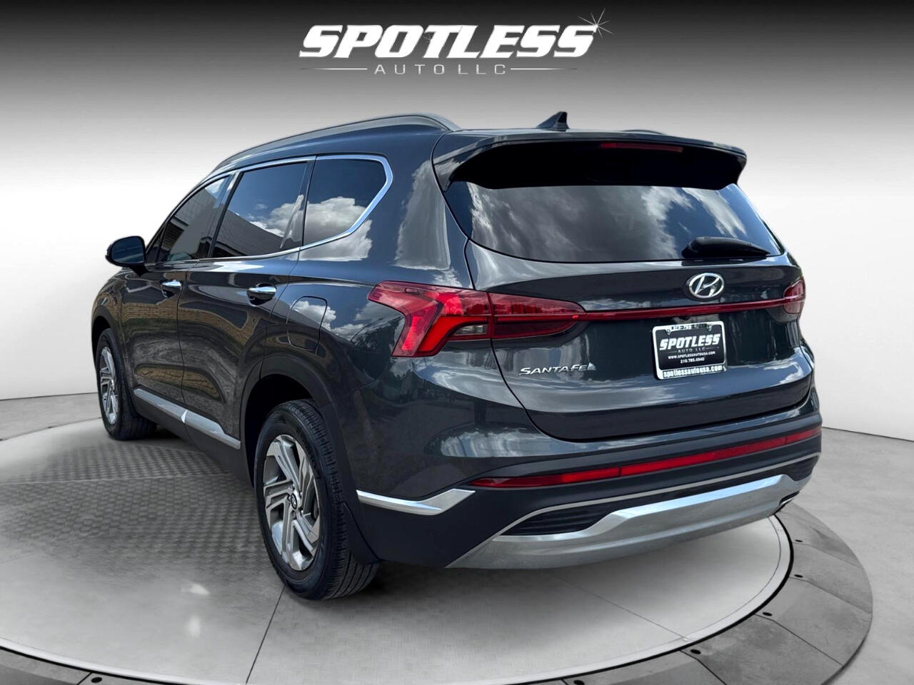 Vehicle image 9 of 29