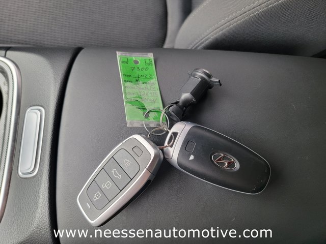 2022 Hyundai Santa Fe XRT Image 25 of 35