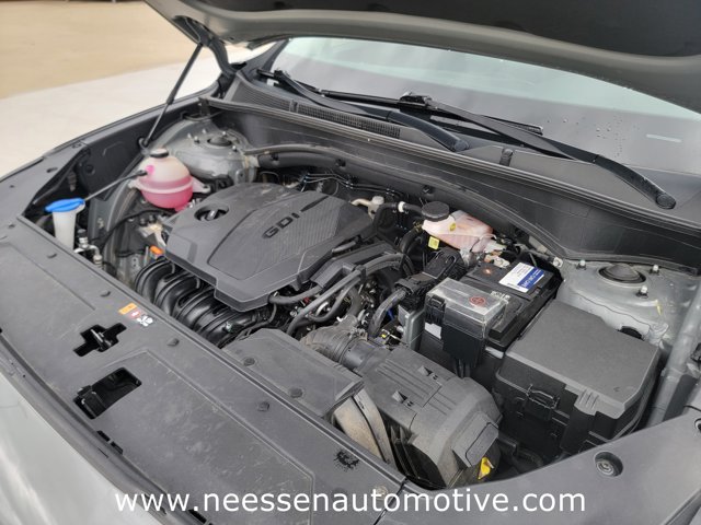 2022 Hyundai Santa Fe XRT Image 9 of 35