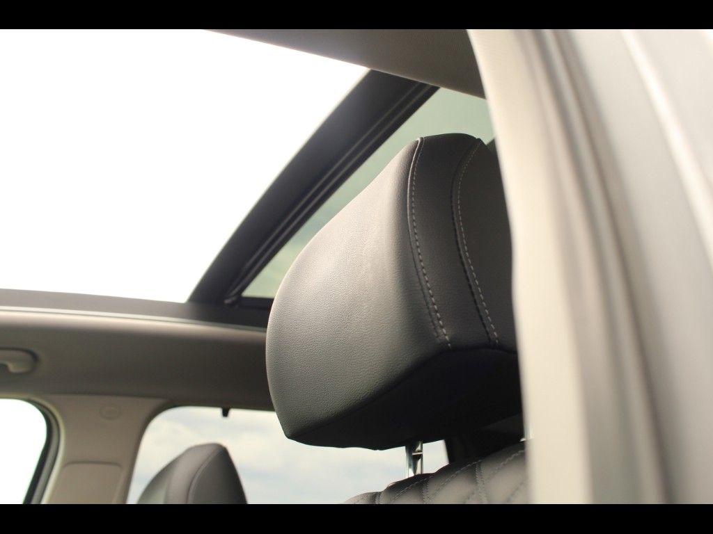 Vehicle image 21 of 21