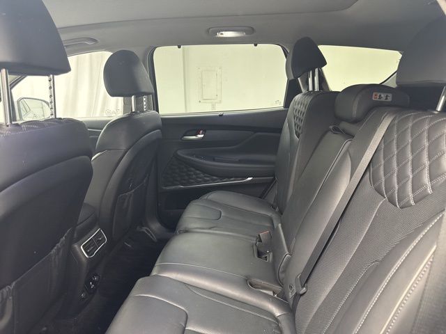 Vehicle image 10 of 20