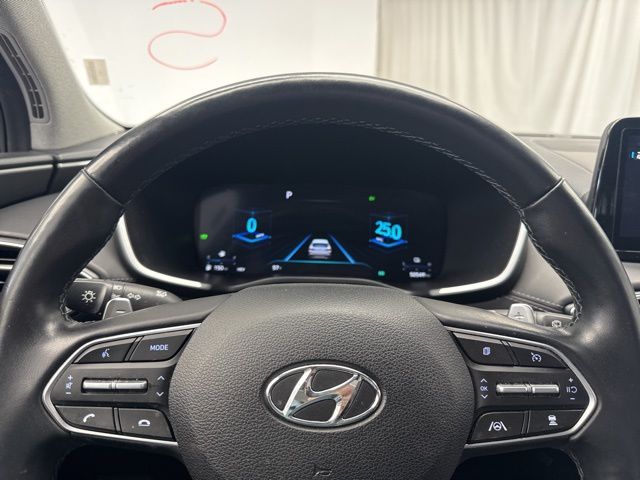 Vehicle image 13 of 20