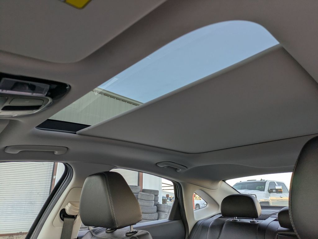 2022 Hyundai Sonata Limited Image 29 of 33