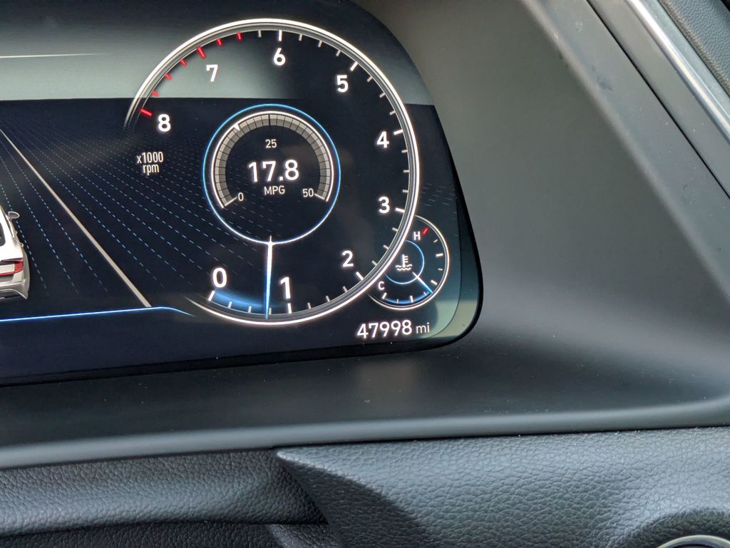 2022 Hyundai Sonata Limited Image 21 of 33