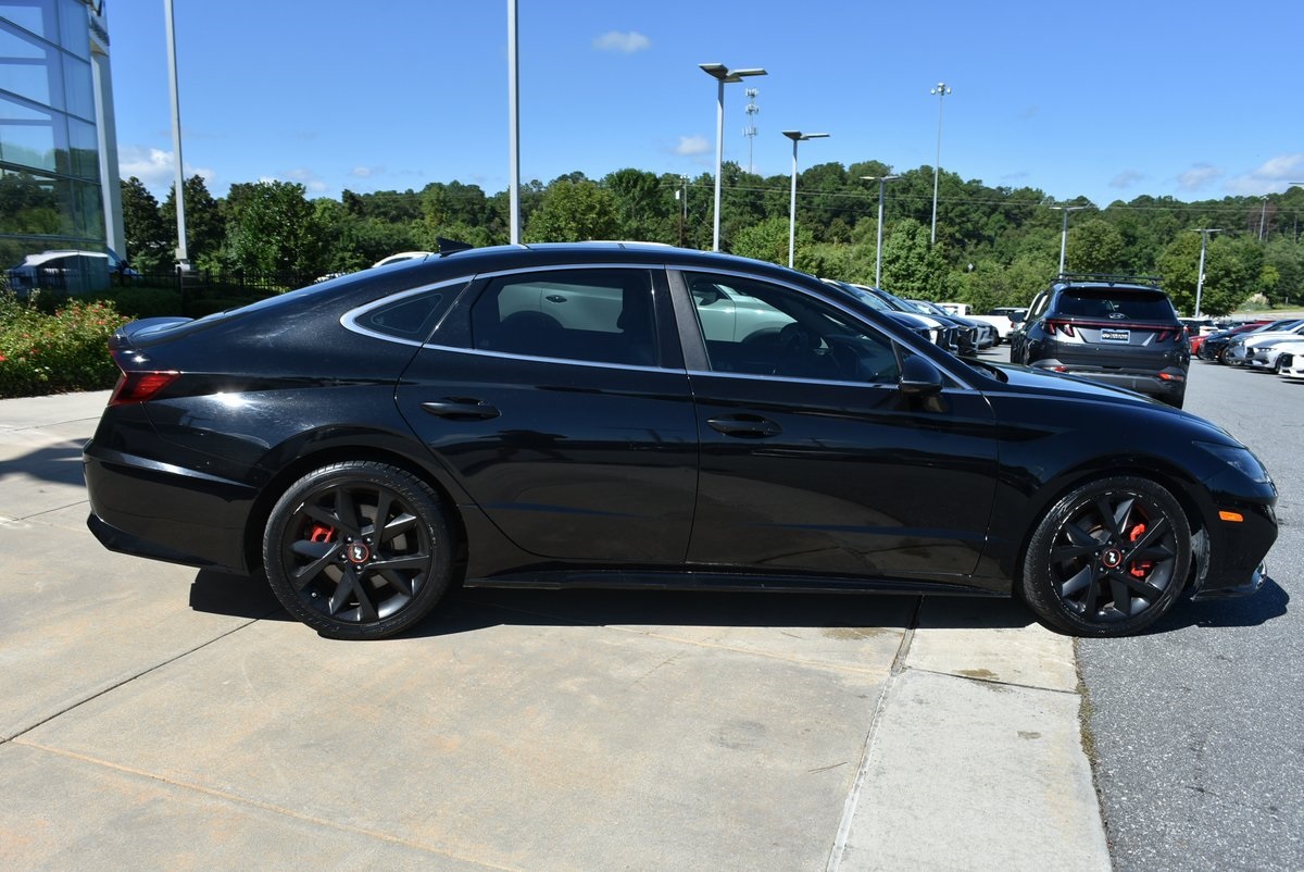 2022 Hyundai Sonata N Line Night Edition Image 6 of 40