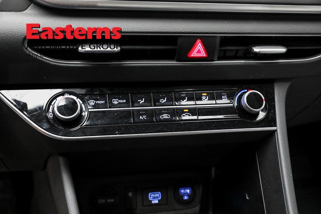 Vehicle image 48 of 61