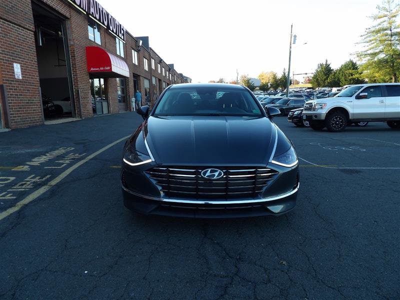 2022 Hyundai Sonata SE Image 1 of 28