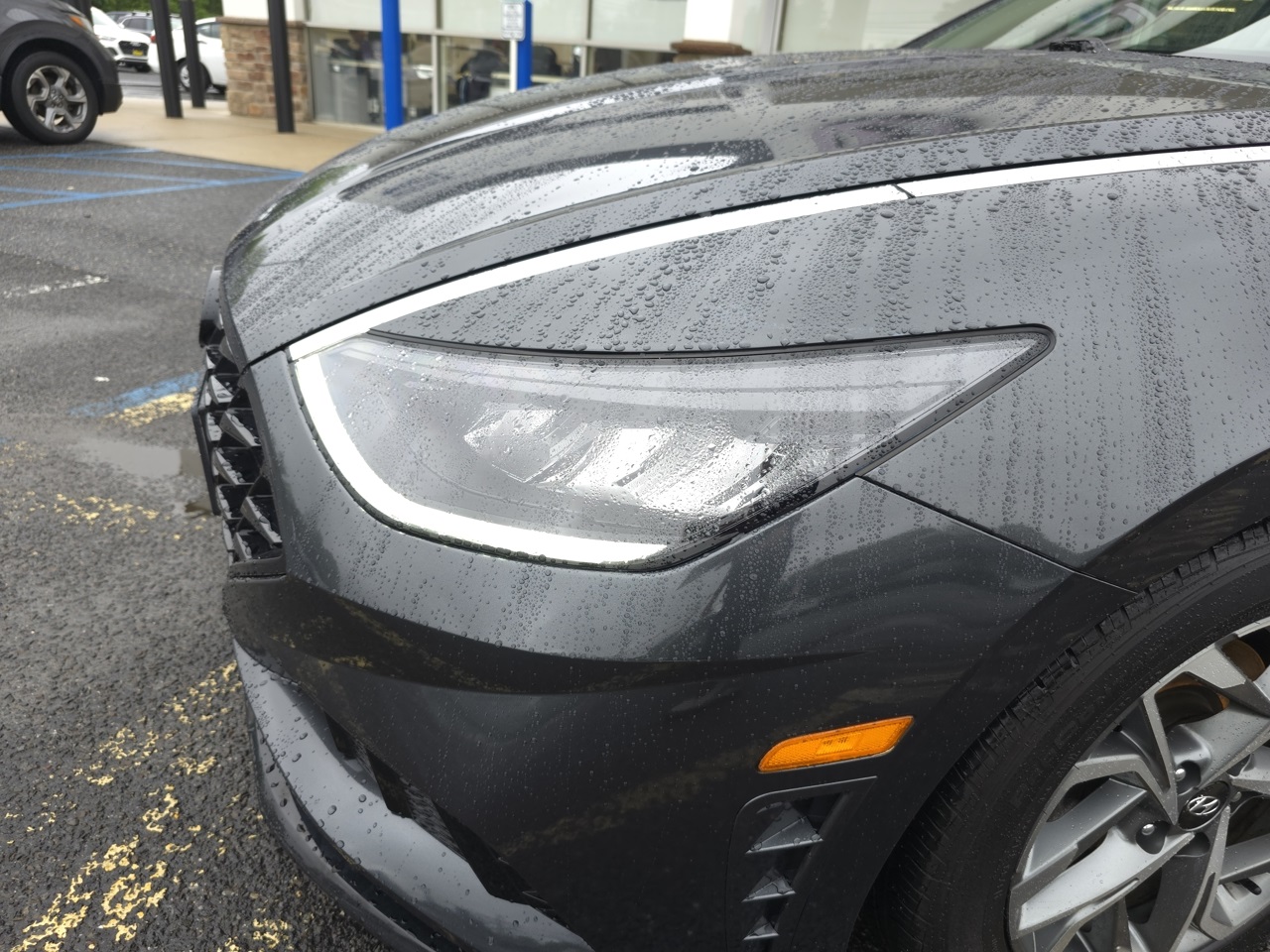 Vehicle image 5 of 23