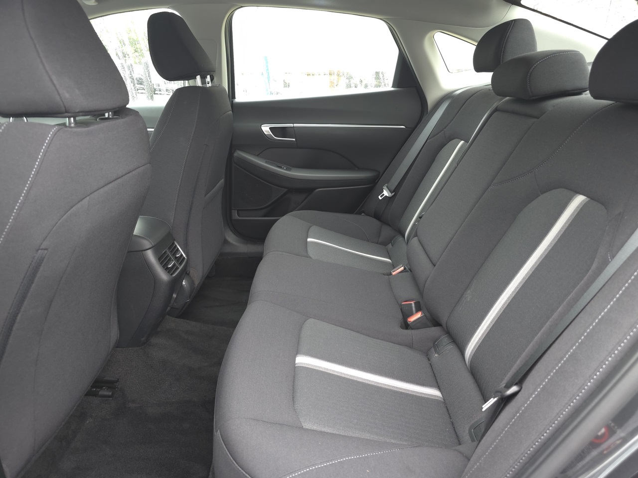 Vehicle image 22 of 23