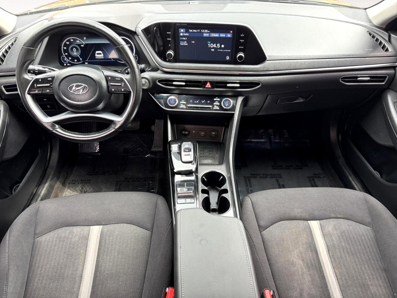 Vehicle image 24 of 28