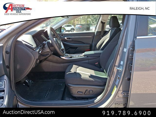 2022 Hyundai Sonata SEL Image 23 of 32