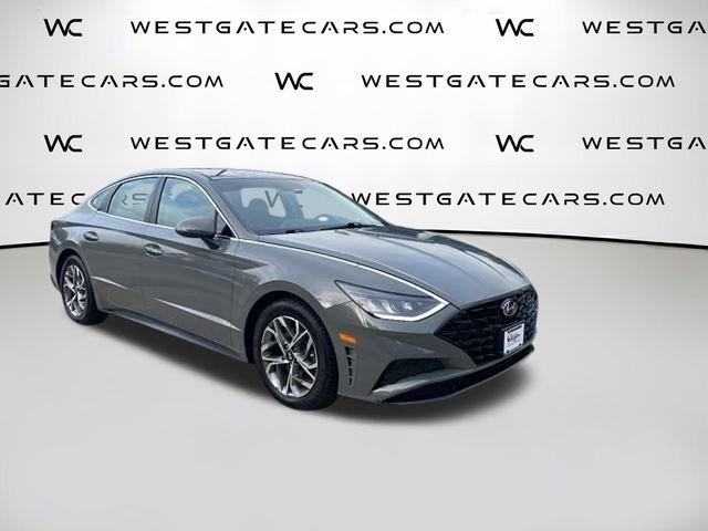 2022 Hyundai Sonata SEL Image 1 of 32