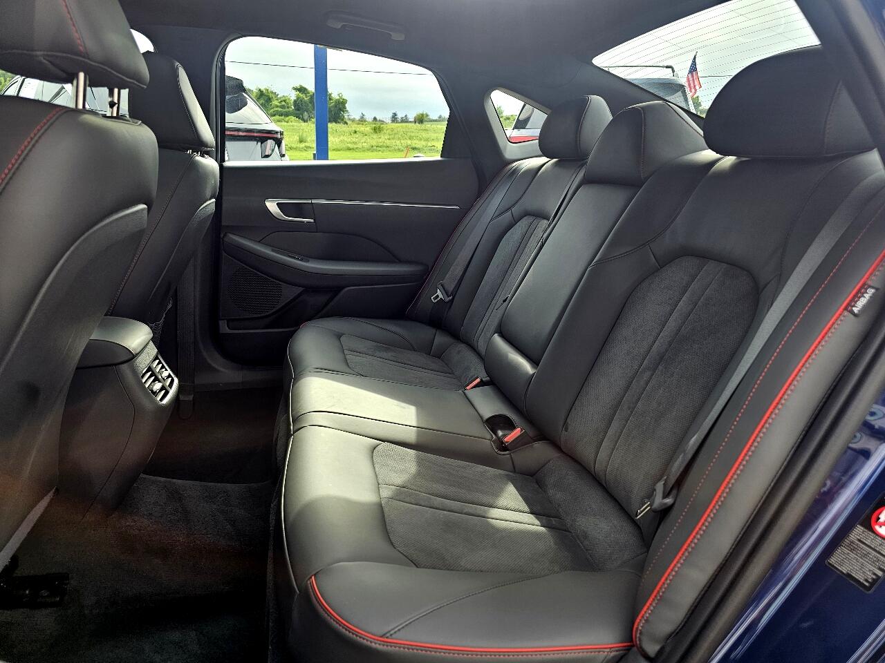 2022 Hyundai Sonata SEL Plus Image 17 of 73