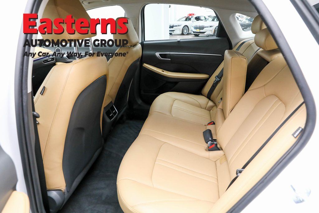 Vehicle image 44 of 63
