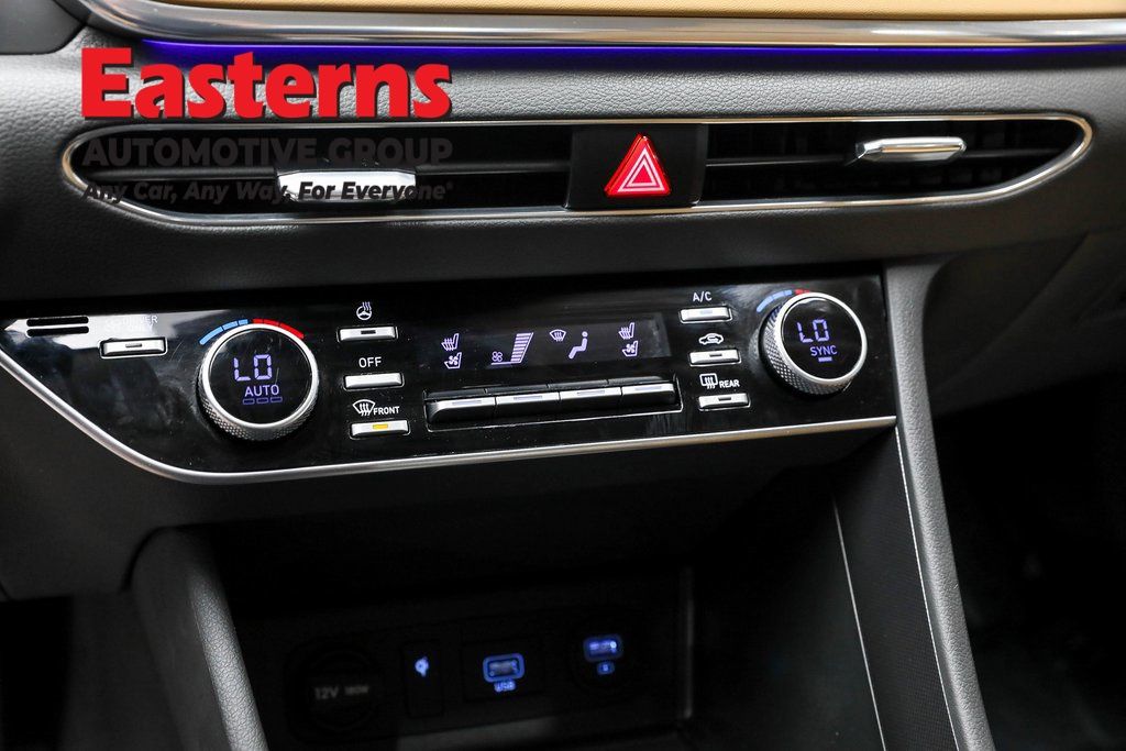 Vehicle image 50 of 63