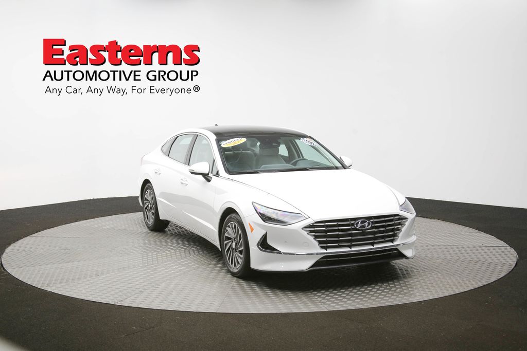 Vehicle image 13 of 62