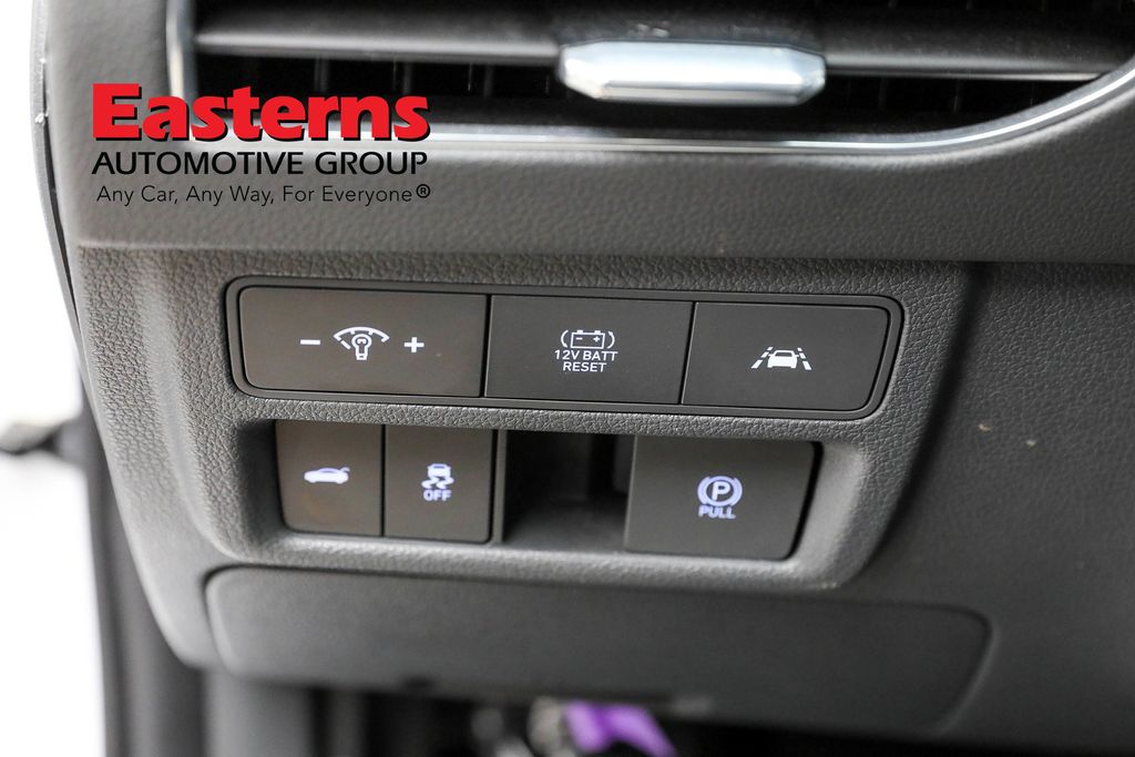 Vehicle image 50 of 62