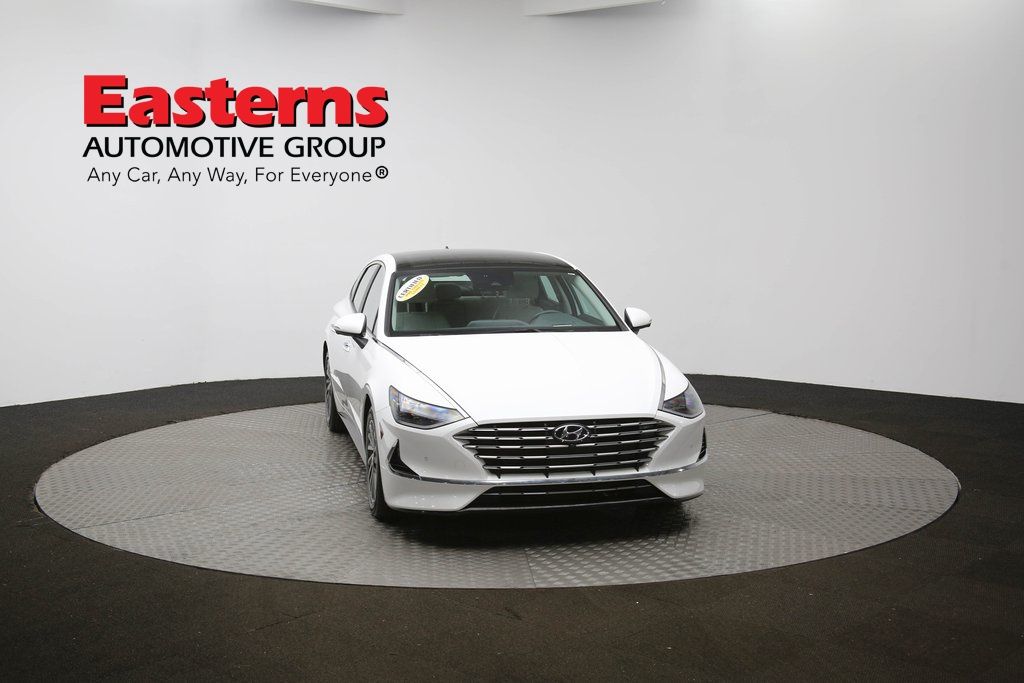 Vehicle image 15 of 63