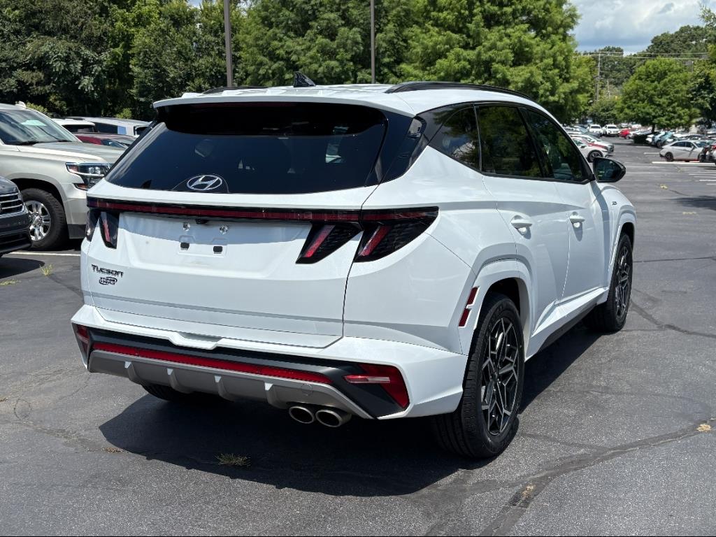 Vehicle image 3 of 24