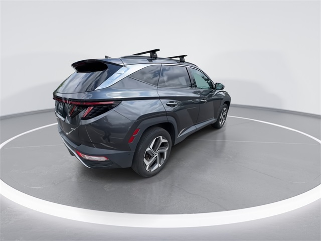 Vehicle image 7 of 26