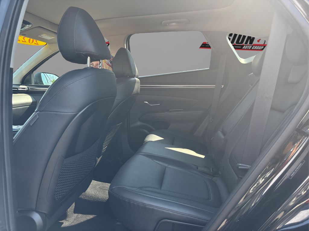 Vehicle image 13 of 44