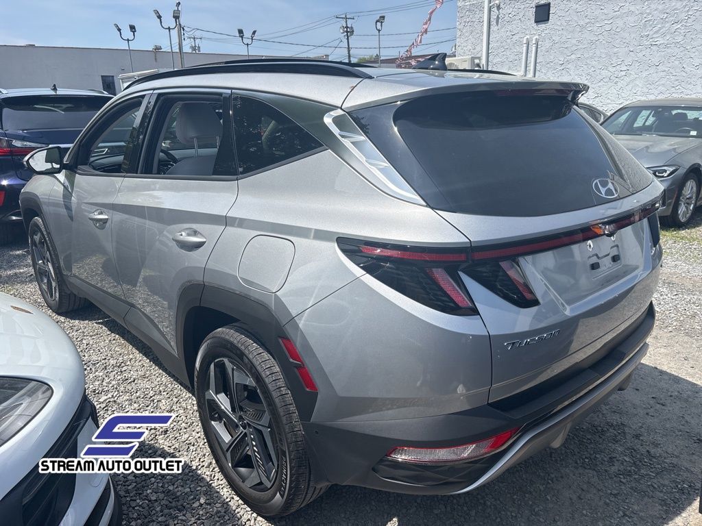 Vehicle image 5 of 36
