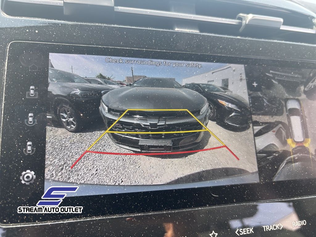Vehicle image 35 of 36