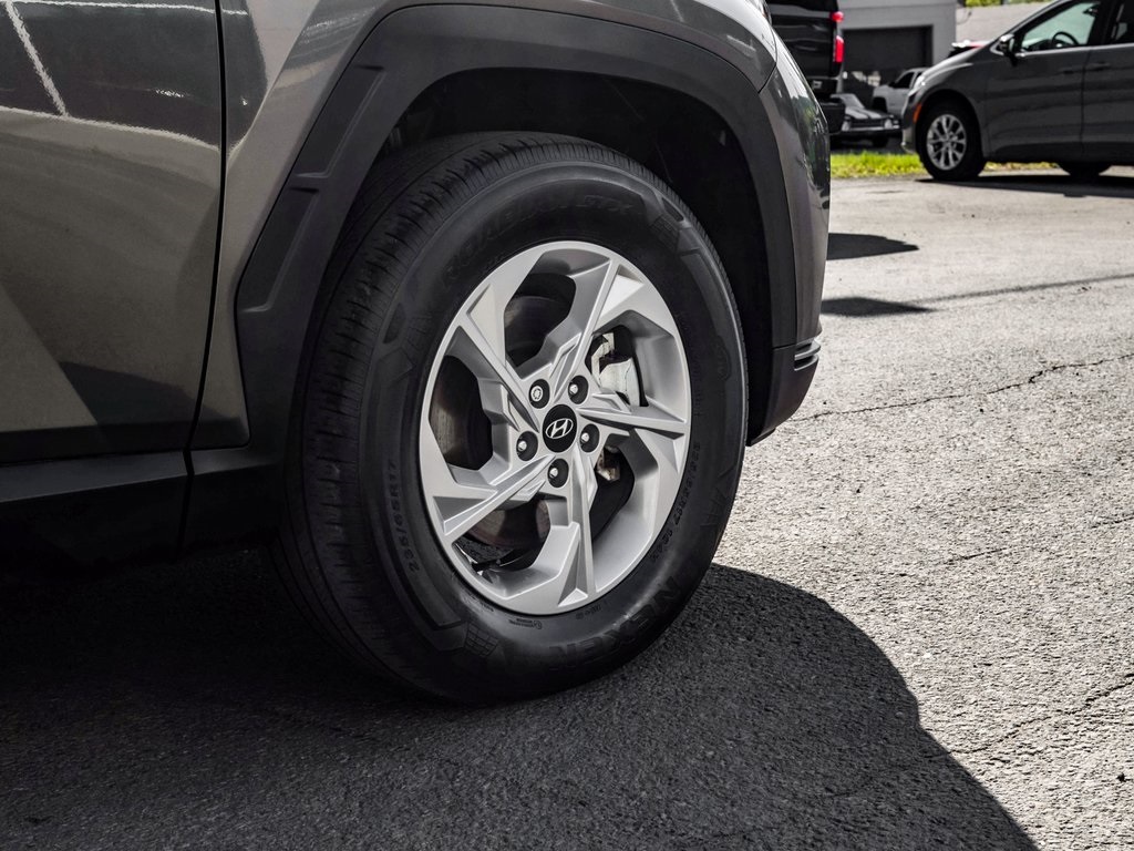 Vehicle image 9 of 39
