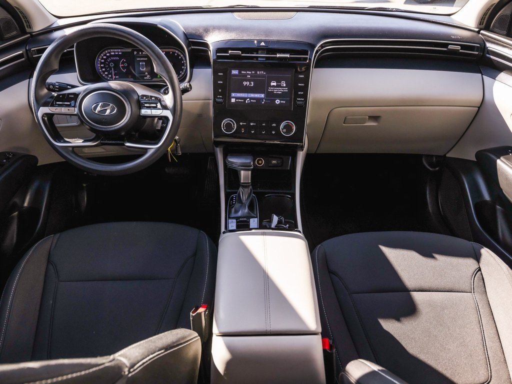 Vehicle image 28 of 39