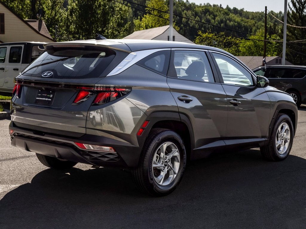 Vehicle image 4 of 39