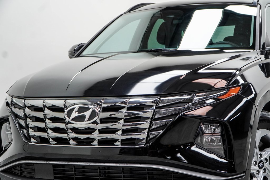 Vehicle image 2 of 43
