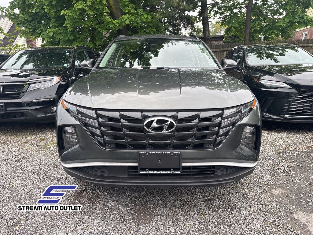 Vehicle image 2 of 35