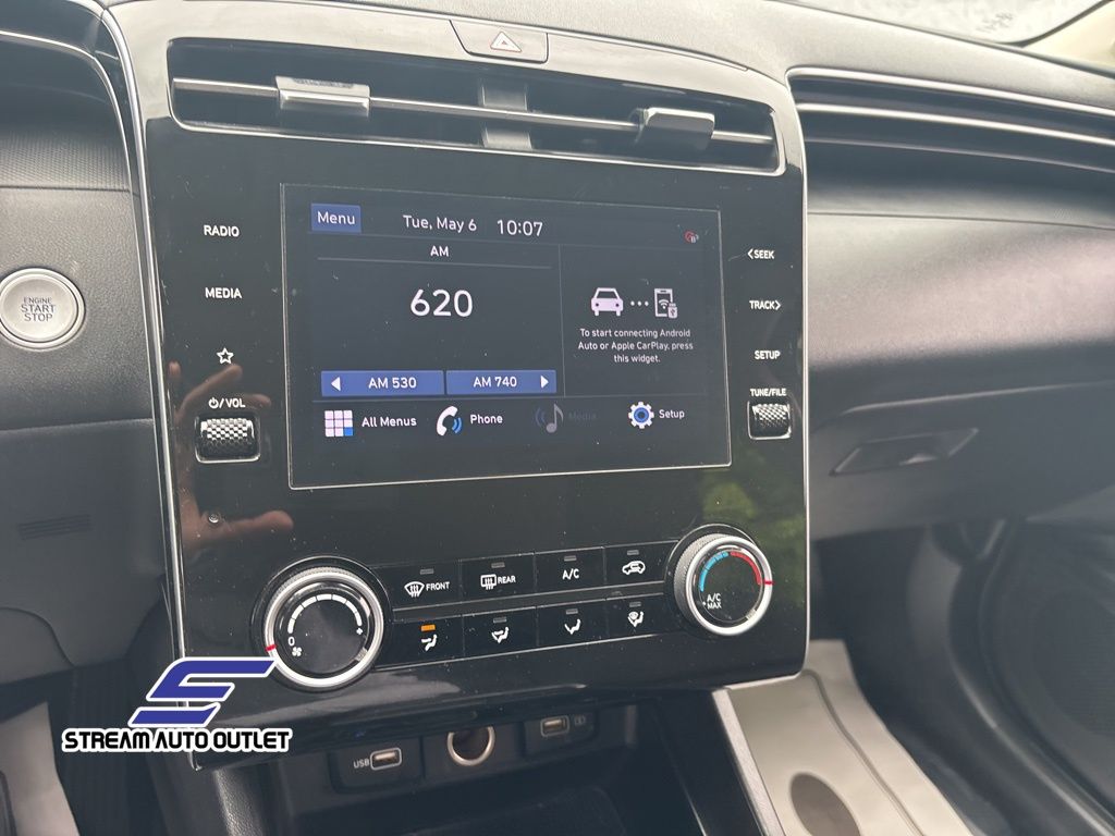Vehicle image 29 of 35