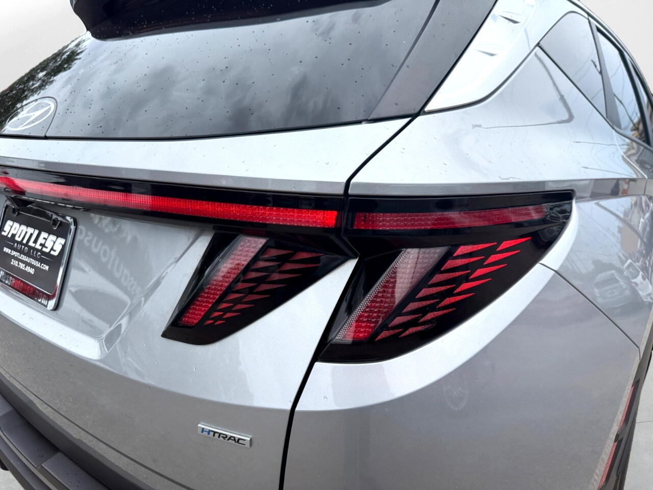 Vehicle image 13 of 40