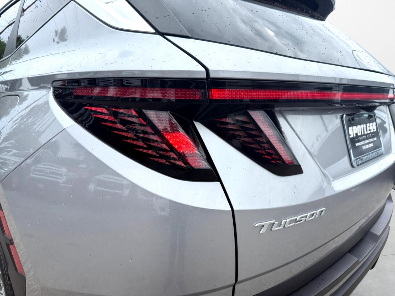 Vehicle image 12 of 40