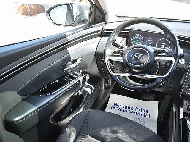 Vehicle image 22 of 40