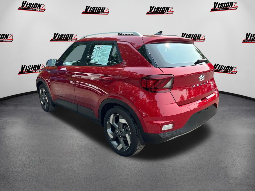Vehicle image 7 of 35