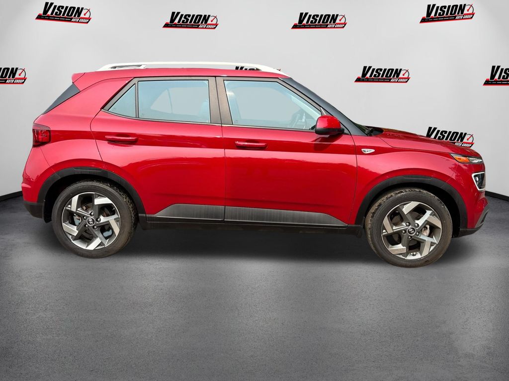 Vehicle image 4 of 35