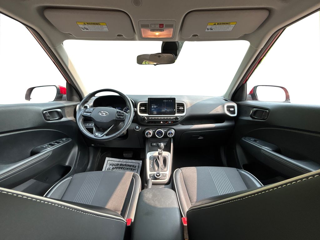 Vehicle image 18 of 35