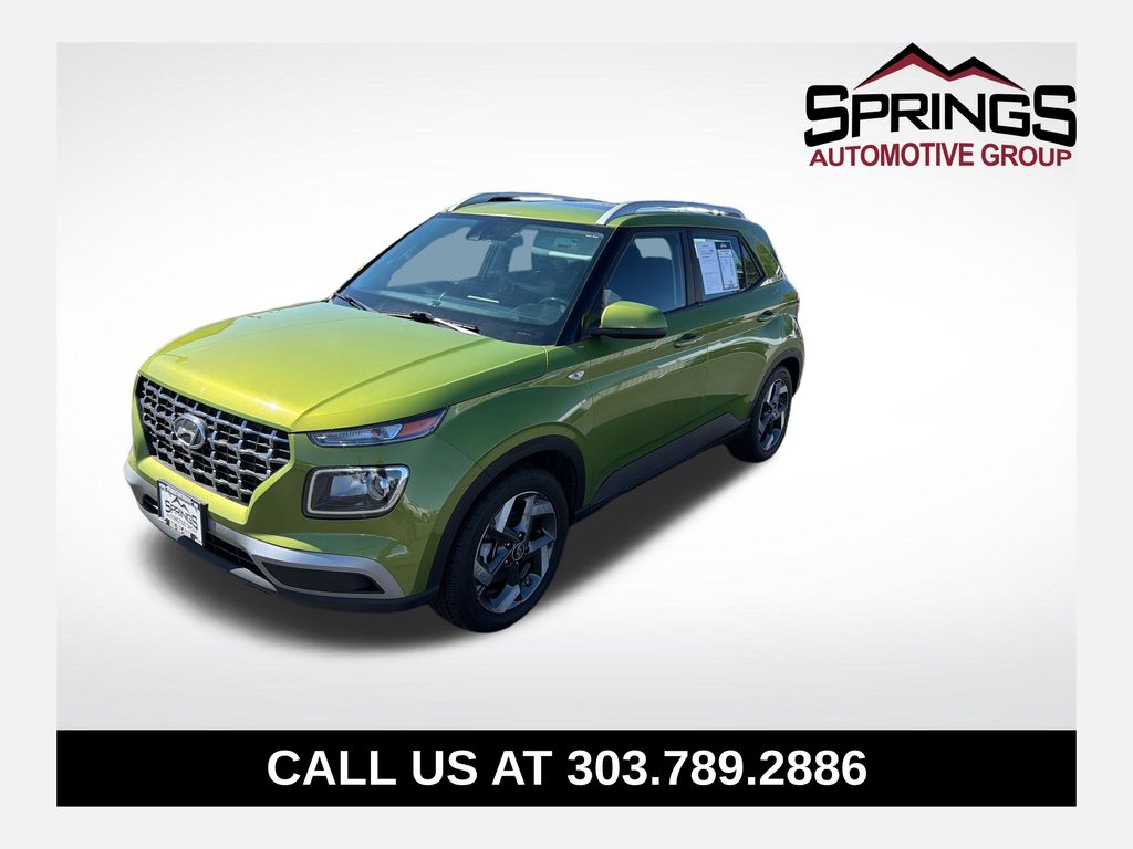 2022 Hyundai Venue SEL Image 1 of 23