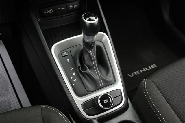 2022 Hyundai Venue SEL Image 20 of 26