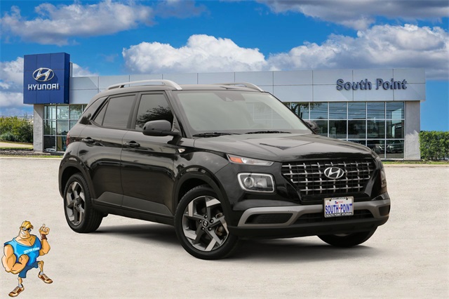 2022 Hyundai Venue SEL Image 3 of 26